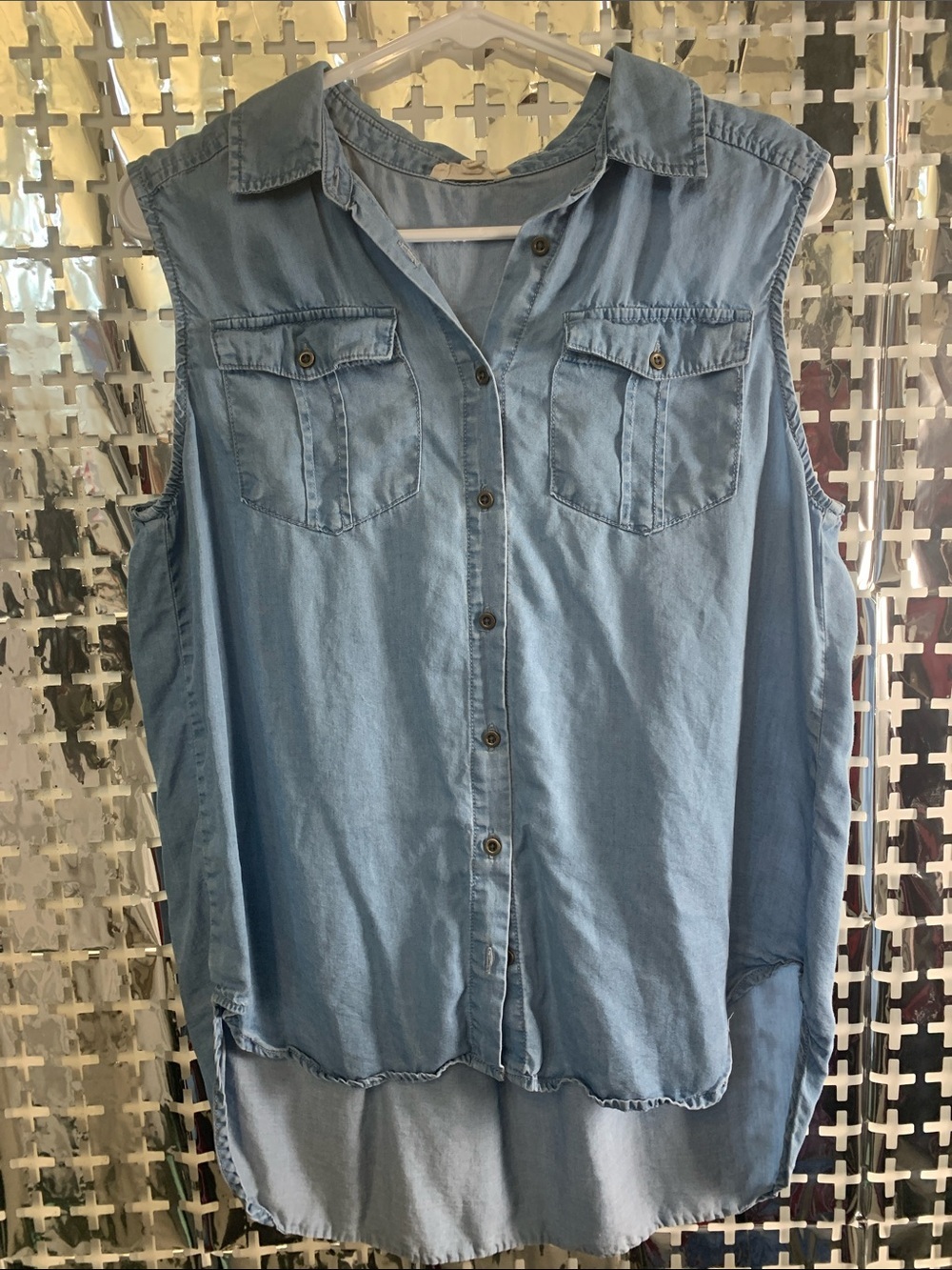 Jane and Delancey Light Blue Sleeveless Denim Button-Down Top